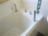 Bathroom in Florence Park/Cowley, Oxford - September 2010 - Image 4